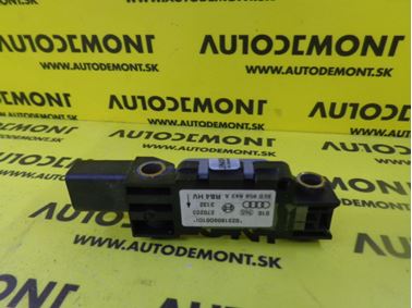Nárazový senzor airbagu 8E0959643A 8E0959643E - Audi A6 C5 4B 2003 Avant Quattro 2.5 TDI 132 kW AKE 