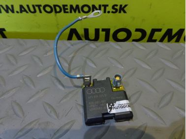 Zosilňovač antény 4F5035225D 4F5035225P - Audi A6 C6 4F 2005 Sedan Quattro 3.0 TDI 165 kW BMK GZW