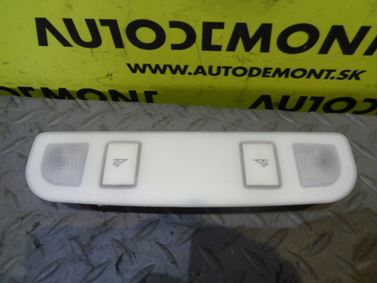 Zadné interiérové svetlo 4F0947111 - Audi A6 C6 4F 2006 Avant Quattro 3.0 TDI 165 kW BMK HKG