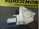 Pravý predný motorček okna 4F0959802B - Audi A6 C6 4F 2005 Sedan Quattro 3.0 TDI 165 kW BMK GZW