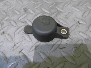 8H0825297A - Horný doraz skládacej strechy - Audi A4 Cabriolet 2003 - 2006