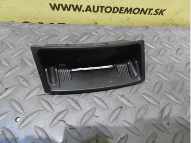 Predný popolník 4F1857989 - Audi A6 C6 4F 2006 Avant Quattro 3.0 TDI 165 kW BMK HXN