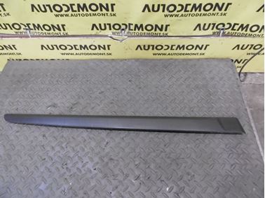 Pravá zadná lišta dverí 8200036023 - Renault Laguna II 2001  1.8i 16V 88 kW 