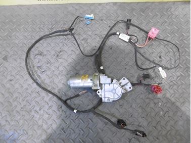 3B0959761Q 3B0959761R 3B0959761AH 4B0971384B - Ľavý predný motorček pre nastavenie výšky a sklonu sedačky - Audi A6 1998 - 2005 A6 Allroad 2000 - 2005 VW Bora 1999 - 2005 Golf 1998 - 2006 Passat 1997 - 2005 Octavia I 2001 - 2011 Superb 2002 - 2008 Seat Leon 2000 - 2006 Toledo 1999 - 2004