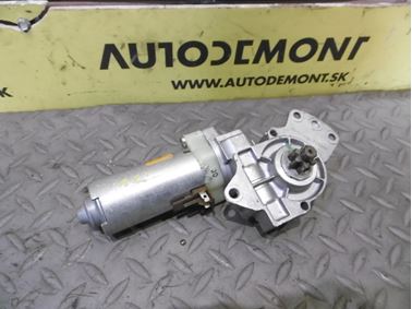 Pravý predný motorček pre nastavenie sklonu sedačky 3B0959762Q 3B0959762R 3B0959762AH - Škoda Superb 1 3U 2003 Sedan 2.5 Tdi 114 kW AYM FRF